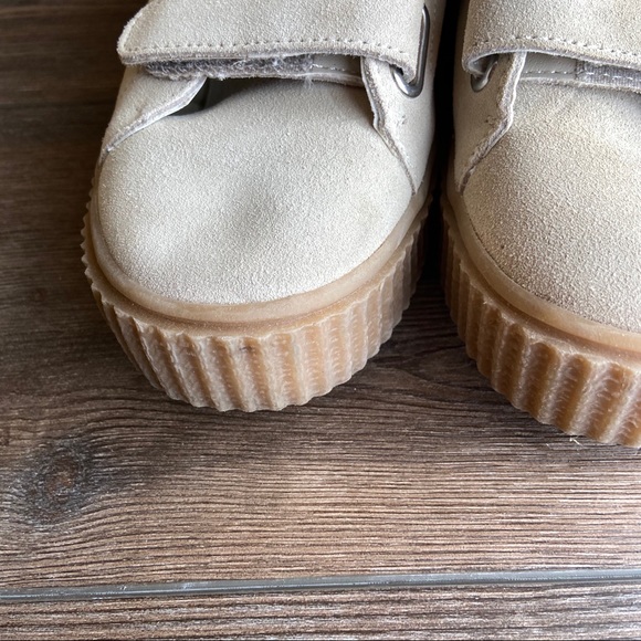 sold // urban outfitters platform fashion sneaker - Picture 5 of 12